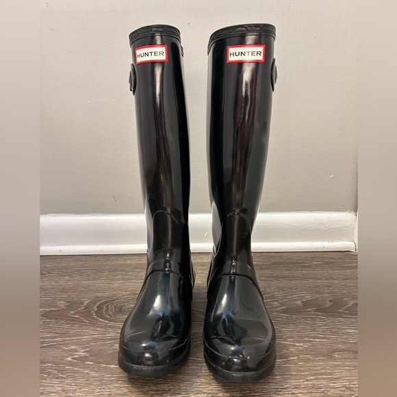 SOLD Hunter Women's Original Tall Rain Boot Glossy Black Women's Size 6 - Picture 2 of 7
